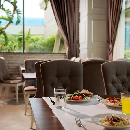 Tui Magic Life Jacaranda Hotel 5*